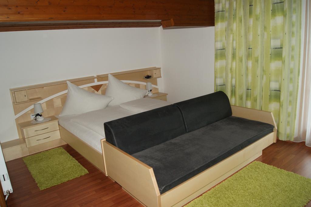 Hotel Garni Haus Anita Liesing Extérieur photo