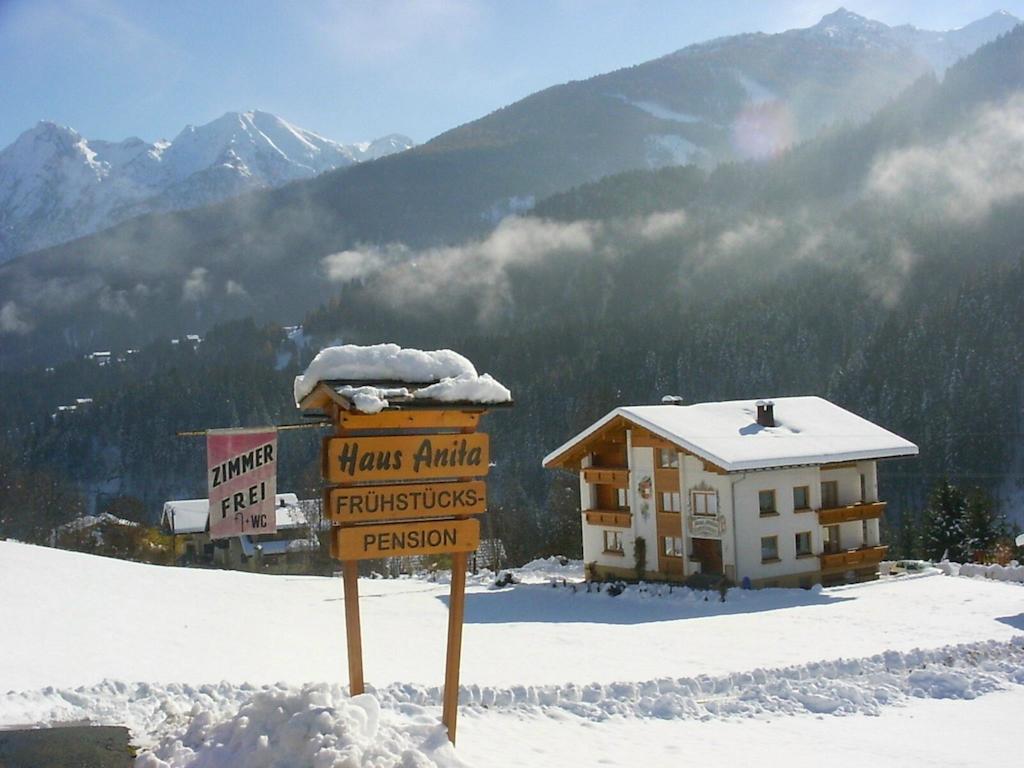 Hotel Garni Haus Anita Liesing Extérieur photo