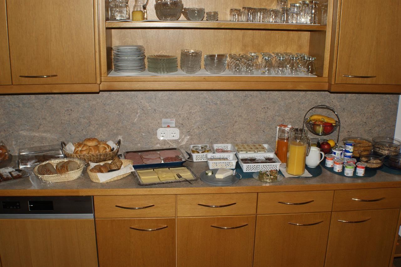 Hotel Garni Haus Anita Liesing Extérieur photo