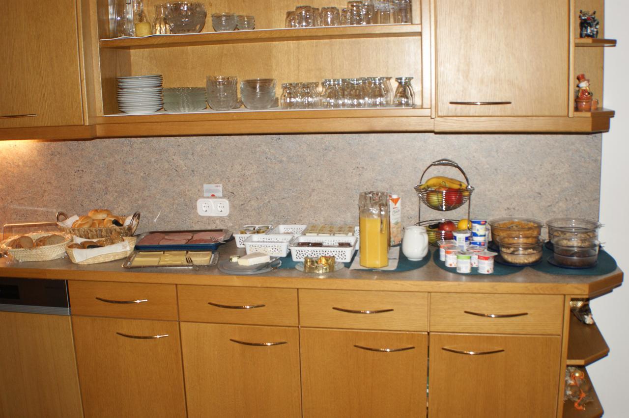 Hotel Garni Haus Anita Liesing Extérieur photo