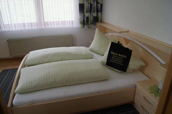 Hotel Garni Haus Anita Liesing Extérieur photo